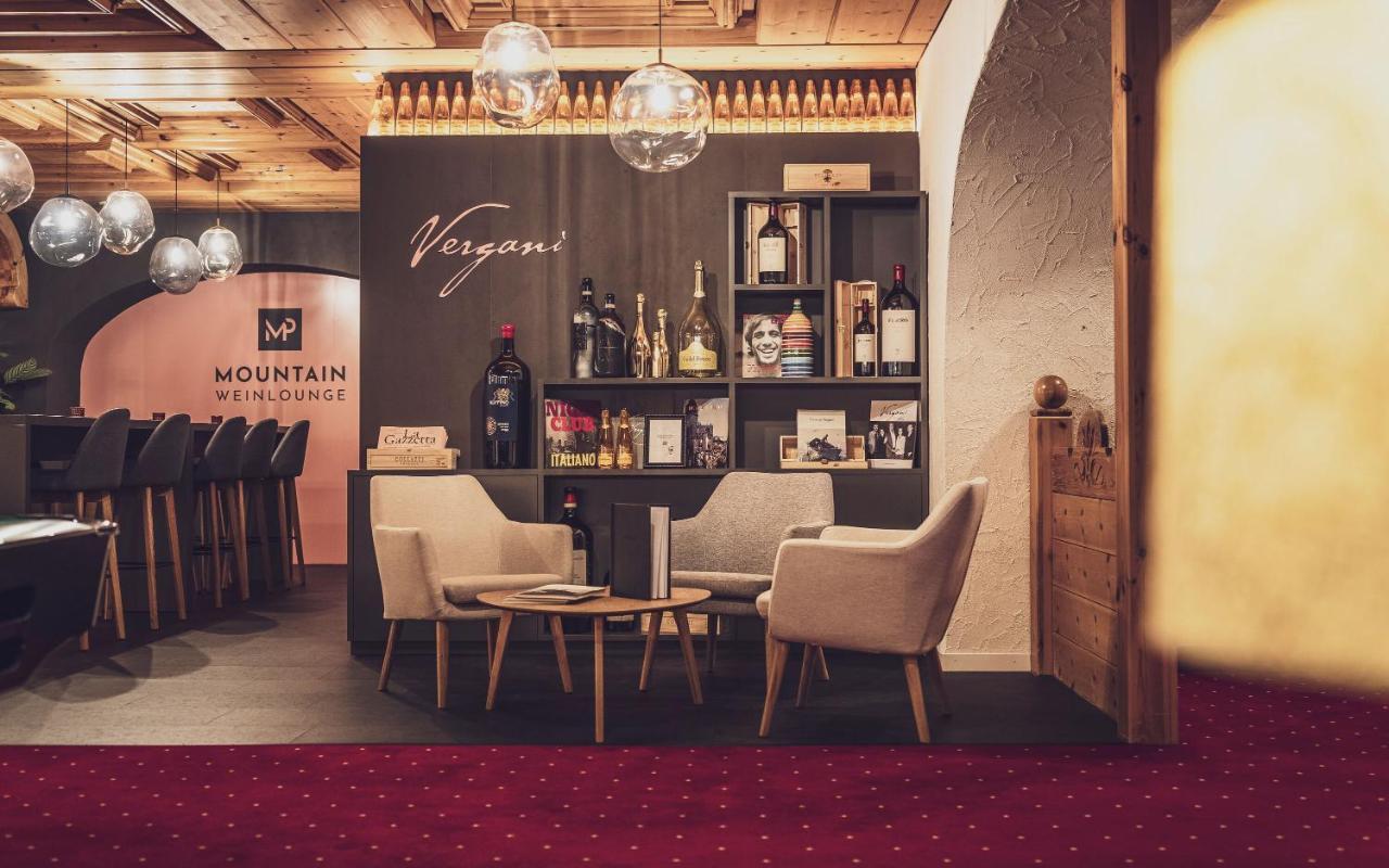Mountain Plaza Hotel Давос Экстерьер фото