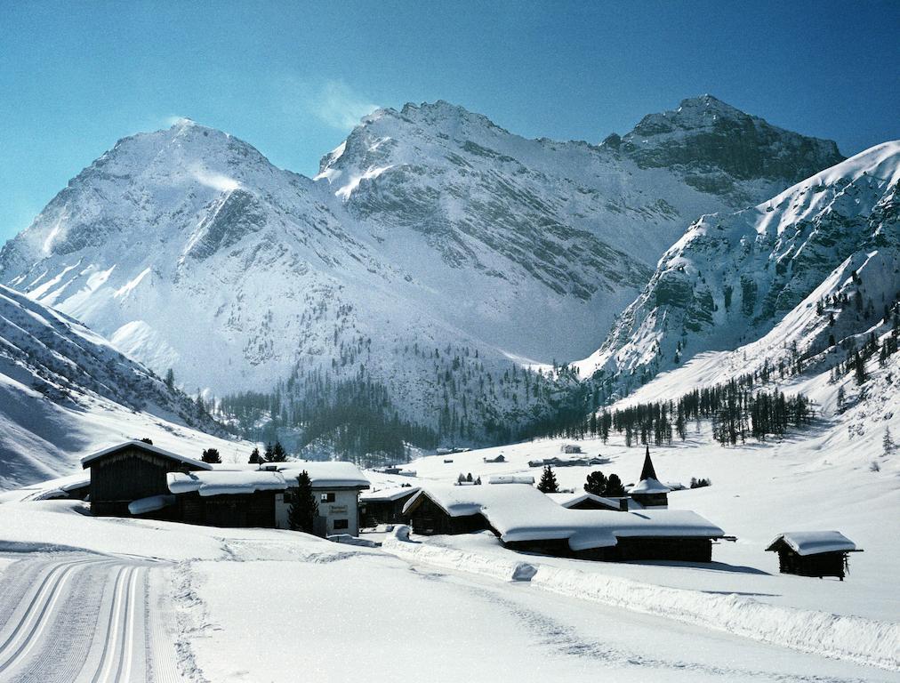 Mountain Plaza Hotel Давос Экстерьер фото
